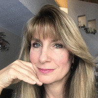 Joyce Wallace