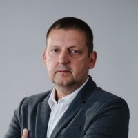 Artur Ostrowski