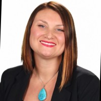 Laura Burnett-Tubbs