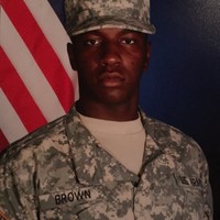 Kneeno Brown