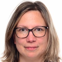 Éva Takács