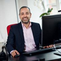 Dr. Arashk Memarpour