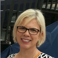 Amy Tolson