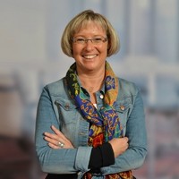 Carine Hennes