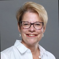 Bobbie Warner