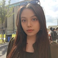 Julianti Monica (黄慧霞）