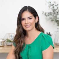 Mayra Flores