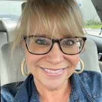 Beth Holly