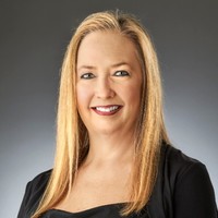 Lora Kelley