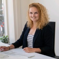 Mireille Adelaar
