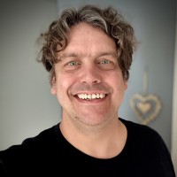 Tim Elliott