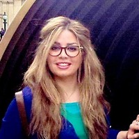 Mona Farshad