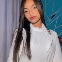 Hellen Karoline