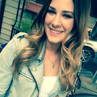 Rëvean Contreras