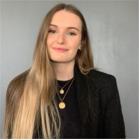 Chloé Andrews