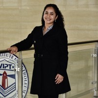 Rossmir Mujica 兰婷婷