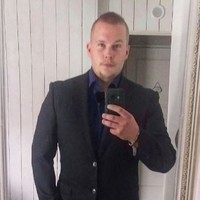Jari Lindroos