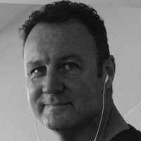 Steve Lewis