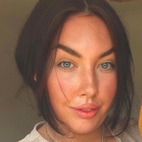 Holly Oswald