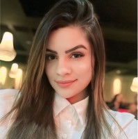 Camila Mesquita