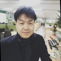 Alex (Sung-Jun) Kouh