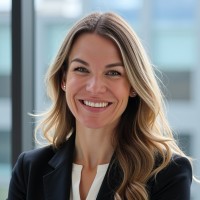 Suzanne Logan