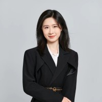 Elaine Zhou