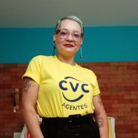 Kelly Barros