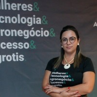 Camila Souza