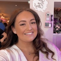 Tia Louise