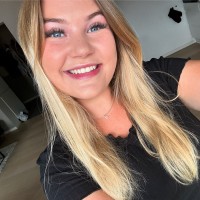 Line Hal Weberg