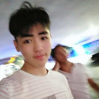 黄万强