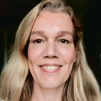 Marjolijn Doesburg Smits