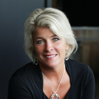 Heidi Shearer