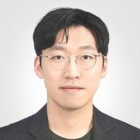 Dong Min Kang