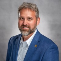 Seth Yancey, Pe