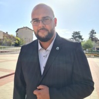 Ves Nikolov