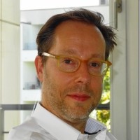 Dr. Peter Uhlmann