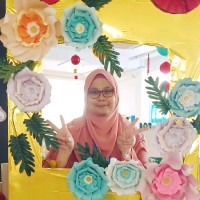 NOOR NADHIRAH KHALID