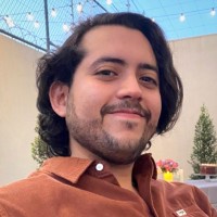 Adrián Cabezas