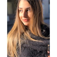 Niki T.