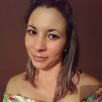 Suzi Leal