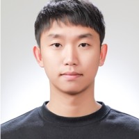 김정욱