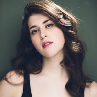 Lauren Arnold