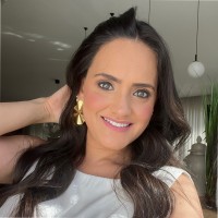 Lia Cabral S. A. Galera