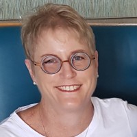 Leanne W.