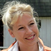 Anne Smith