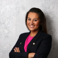 Nicole Tolias, Mba