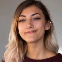 Izida Auf