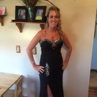 Holly Estlow